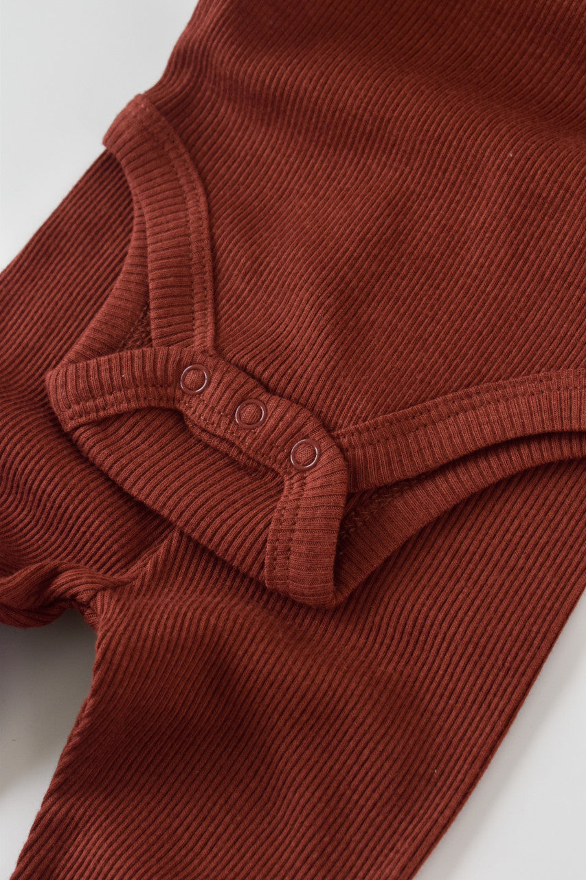 Set 3 piese: body cu maneca lunga, pantaloni lungi si caciulita din bumbac organic si modal - , BabyCosy