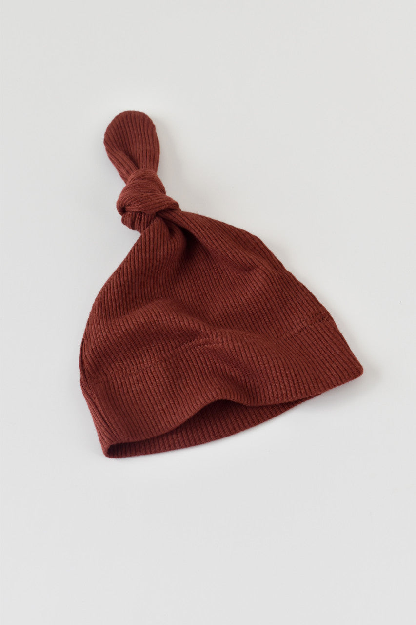 Set 3 piese: body cu maneca lunga, pantaloni lungi si caciulita din bumbac organic si modal - , BabyCosy