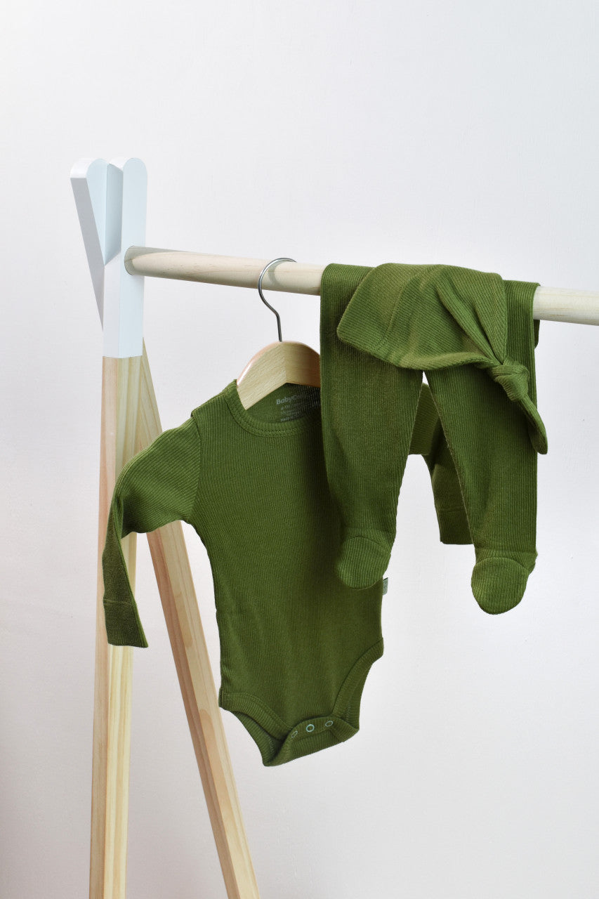 Set 3 piese: body cu maneca lunga, pantaloni lungi si caciulita din bumbac organic si modal - , BabyCosy