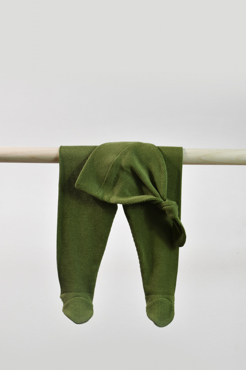 Set 3 piese: body cu maneca lunga, pantaloni lungi si caciulita din bumbac organic si modal - , BabyCosy