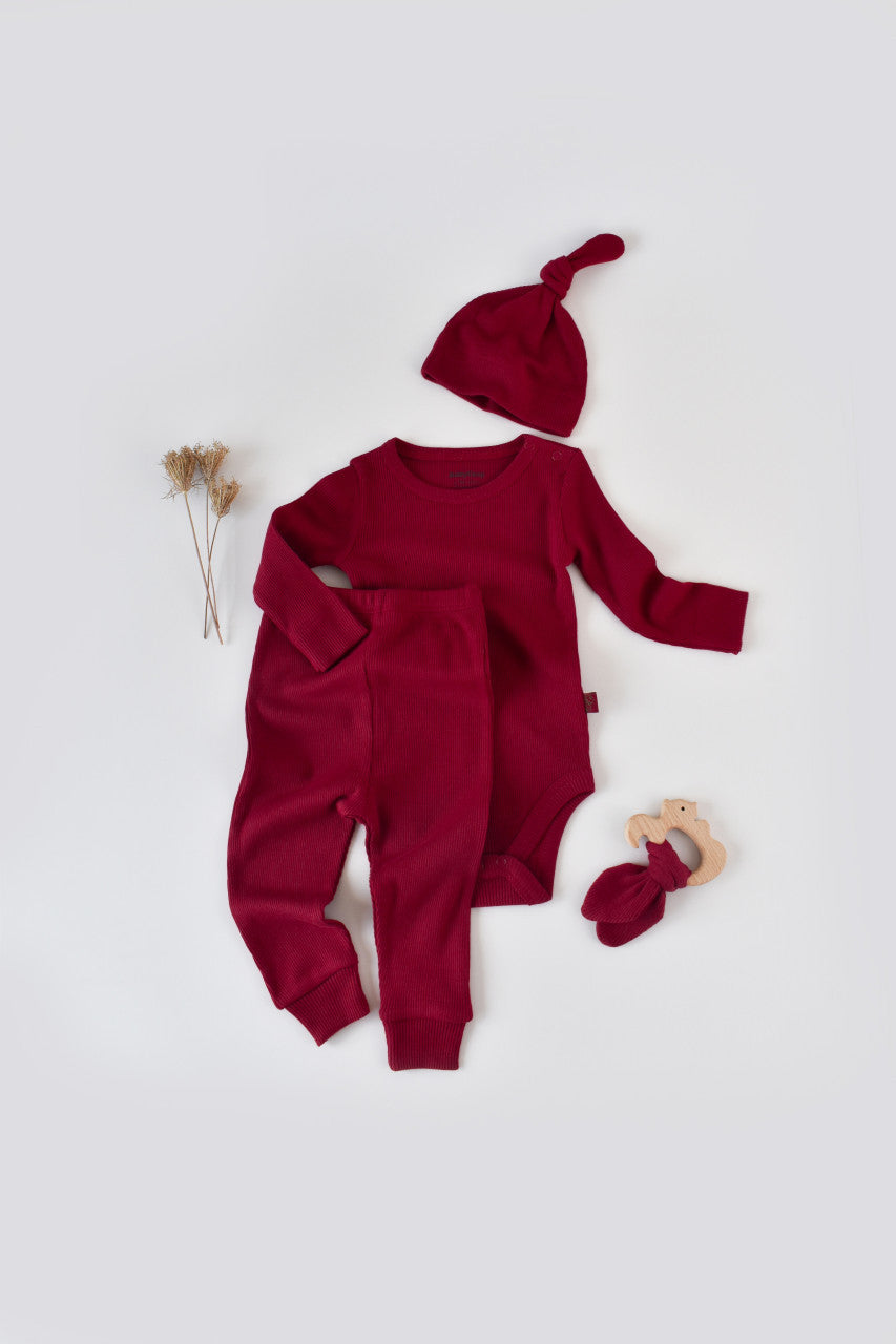 Set 3 piese: body cu maneca lunga, pantaloni lungi si caciulita din bumbac organic si modal - , BabyCosy