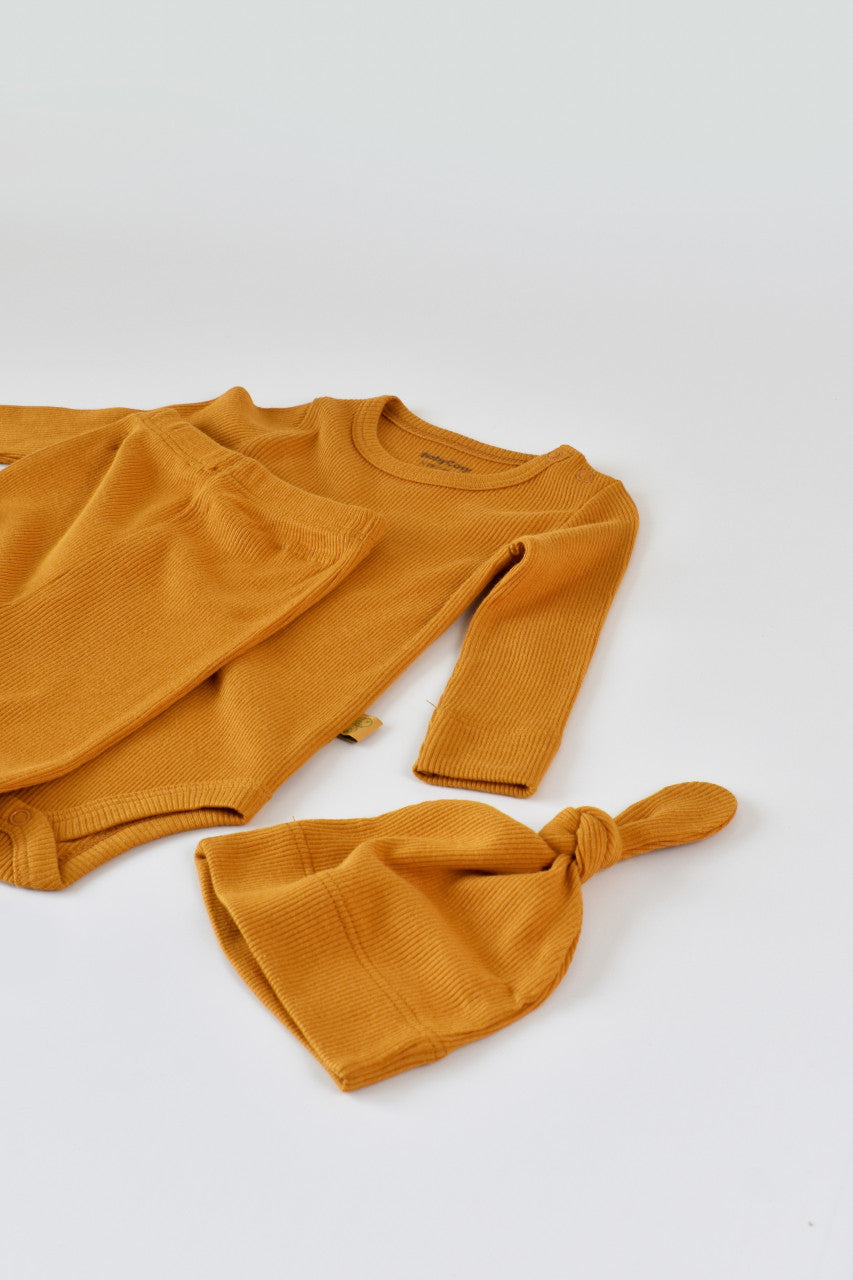 Set 3 piese: body cu maneca lunga, pantaloni lungi si caciulita din bumbac organic si modal - , BabyCosy