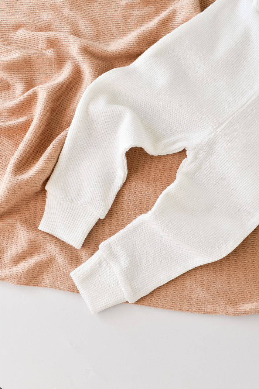 Set 3 piese: body cu maneca lunga, pantaloni lungi si caciulita din bumbac organic si modal - , BabyCosy