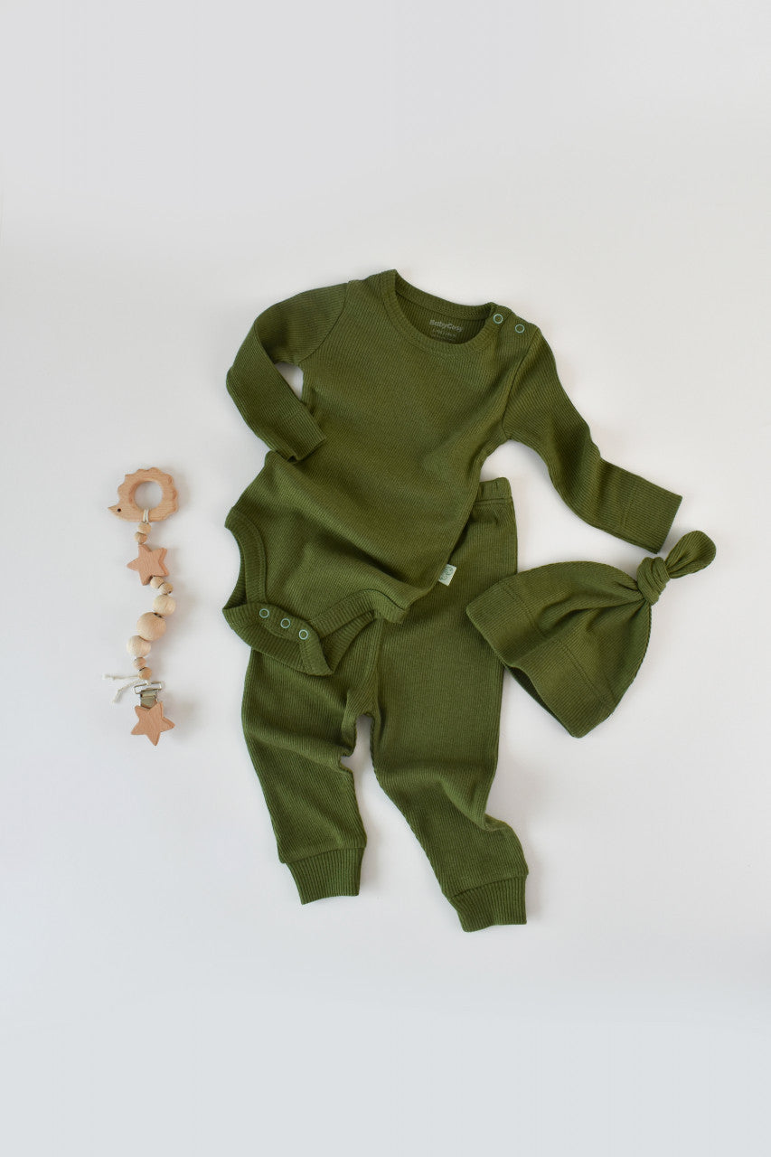 Set 3 piese: body cu maneca lunga, pantaloni lungi si caciulita din bumbac organic si modal - , BabyCosy