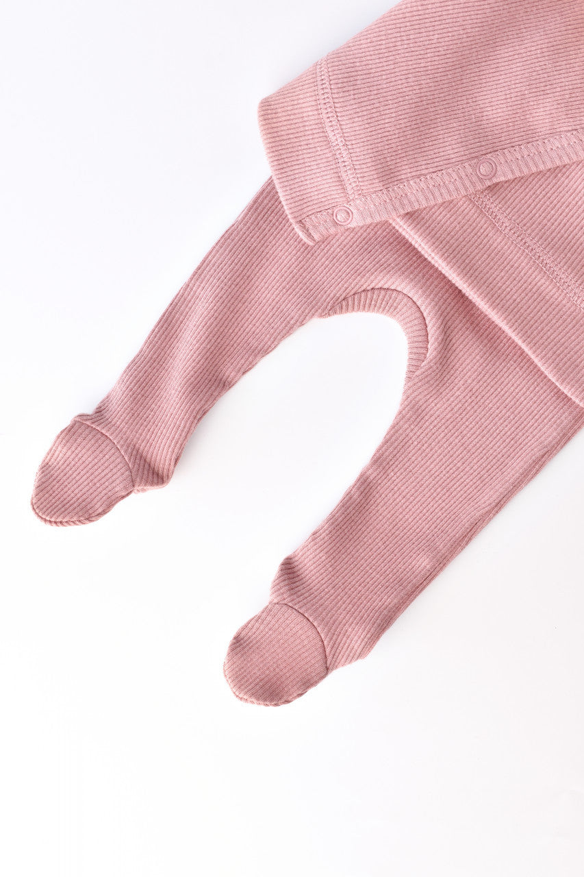Set 4 piese: bluza, pantaloni, caciulita si manusi din bumbac organic si modal - , BabyCosy