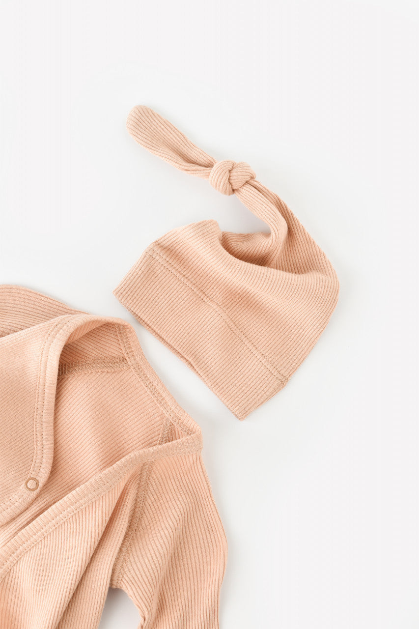 Set 4 piese: bluza, pantaloni, caciulita si manusi din bumbac organic si modal - , BabyCosy