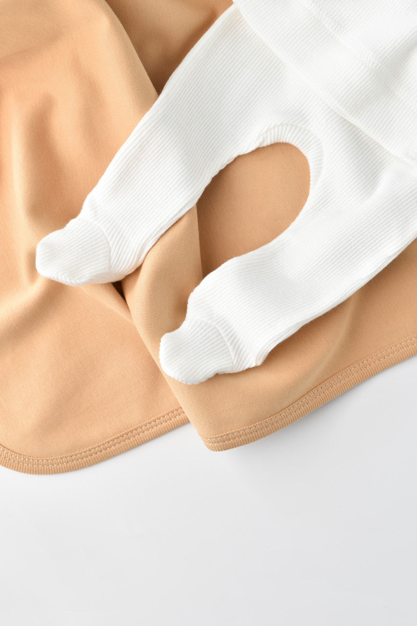 Set 4 piese: bluza, pantaloni, caciulita si manusi din bumbac organic si modal - , BabyCosy