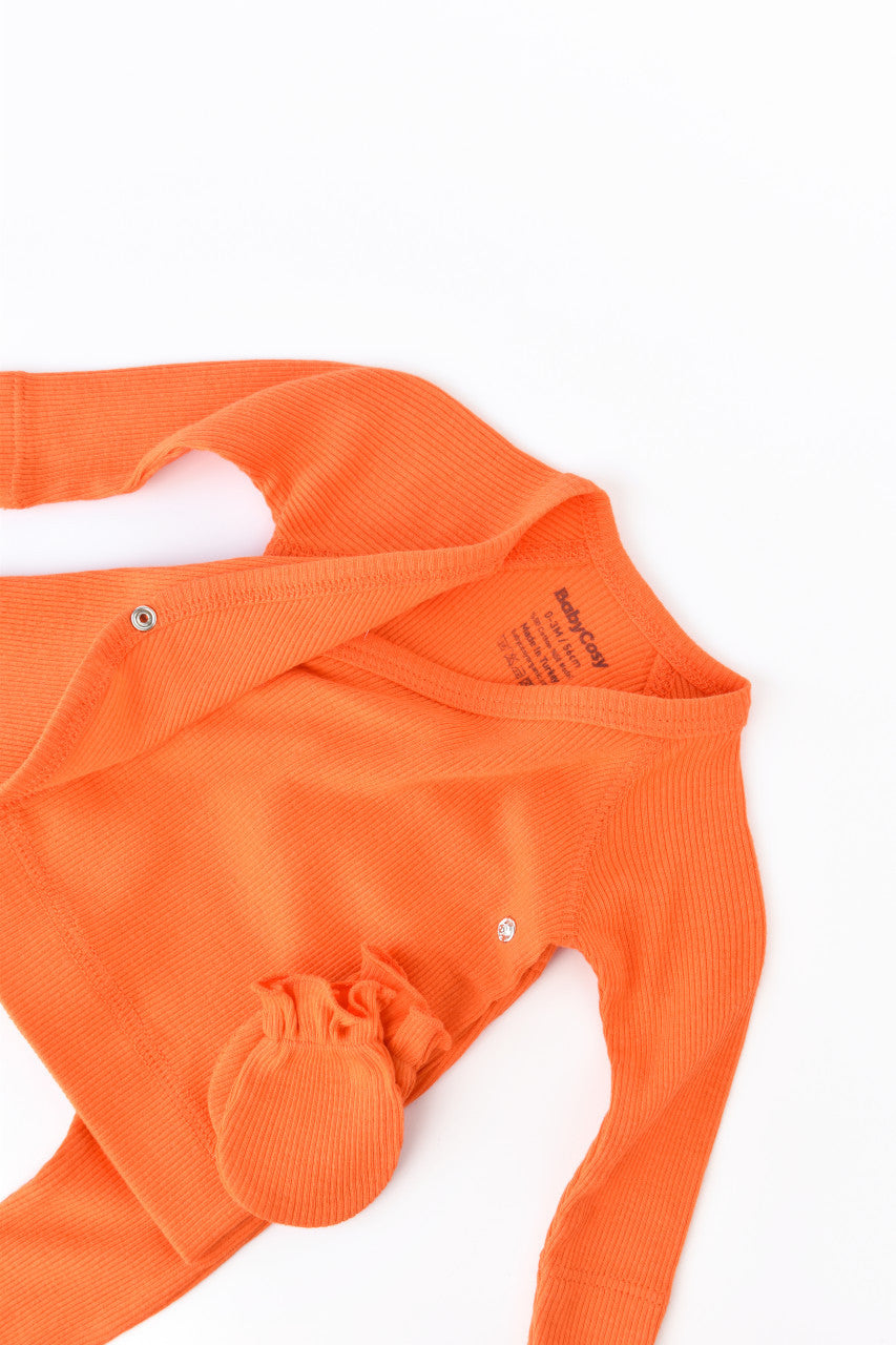 Set 4 piese: bluza, pantaloni, caciulita si manusi din bumbac organic si modal - , BabyCosy