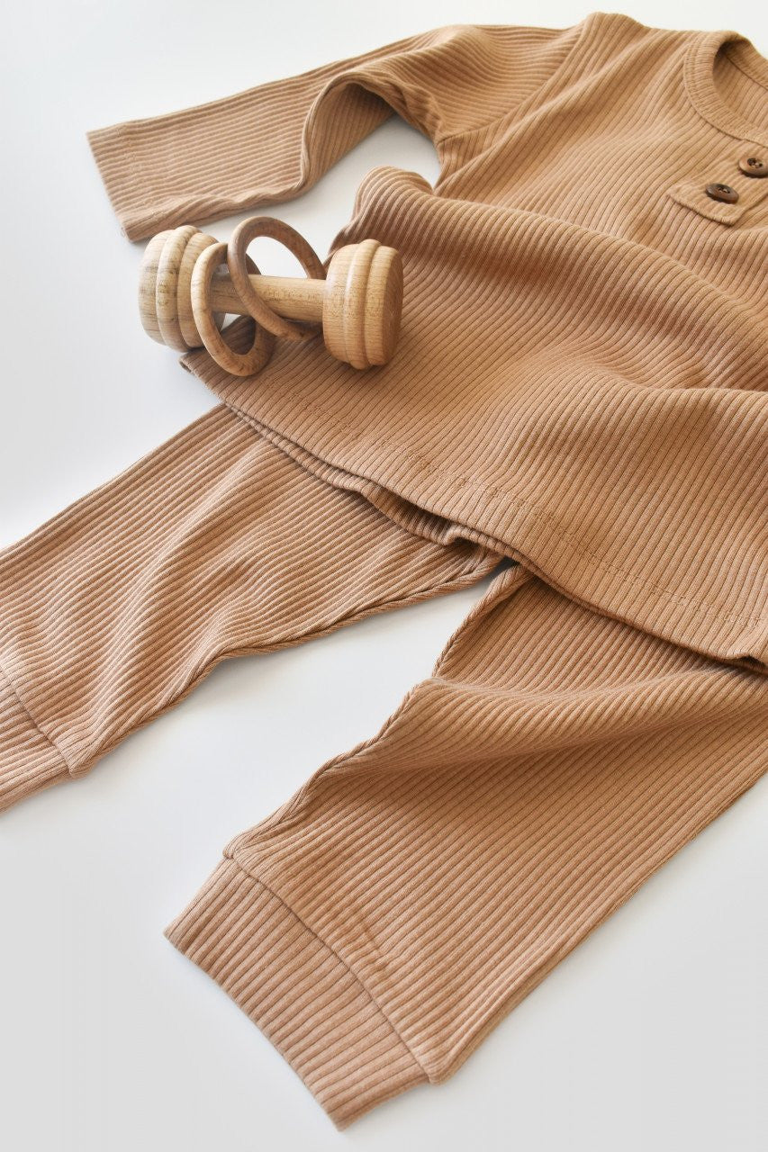 Set bluzita cu maneca lunga si pantaloni lungi din bumbac organic si modal -  BabyCosy