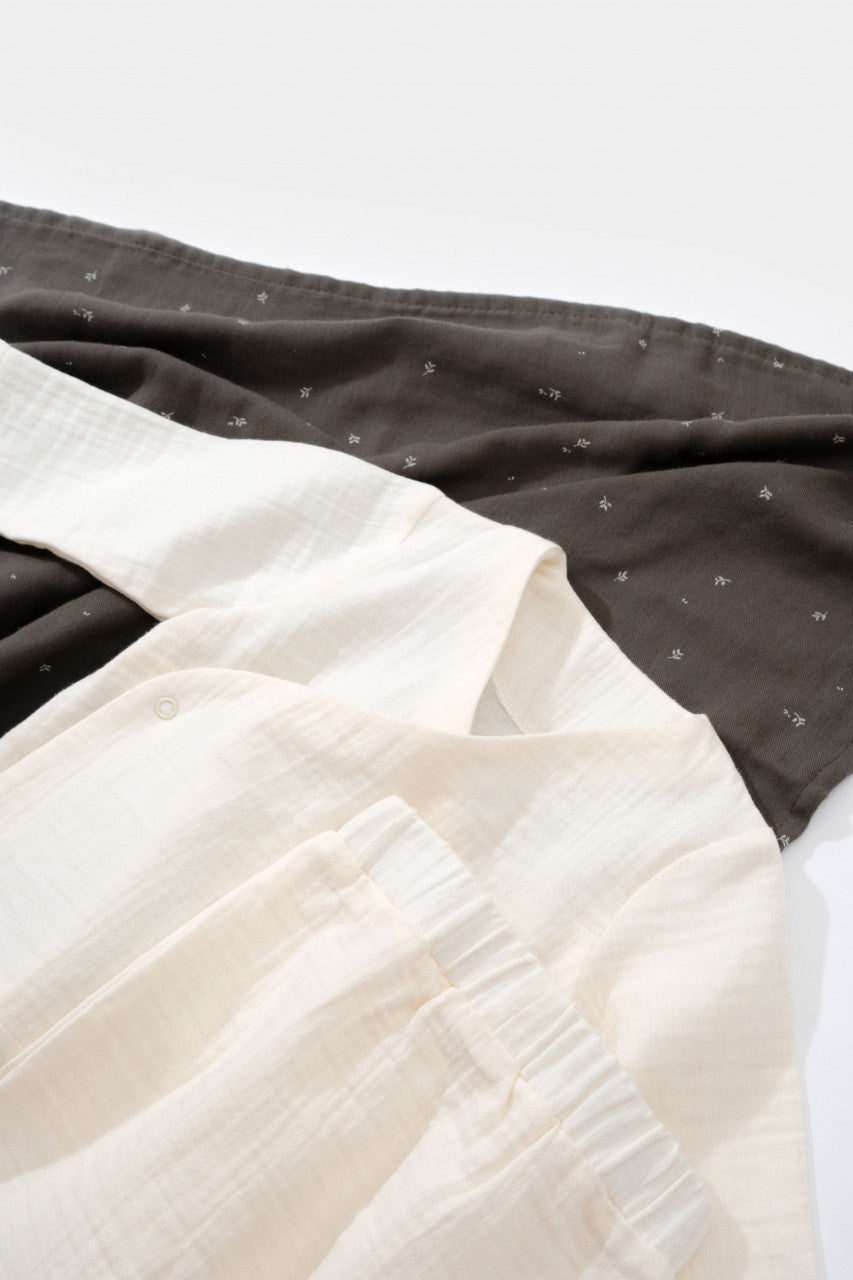 Set bluzita petrecuta si pantaloni lungi din muselina, BabyCosy, 100% bumbac organic,