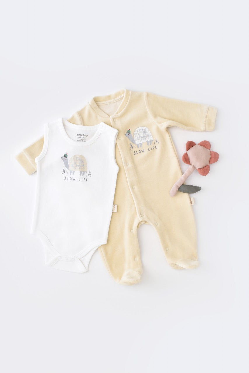 Set Broscuta cu salopeta si body din 80%bumbac organic si 20% poliester - , BabyCosy