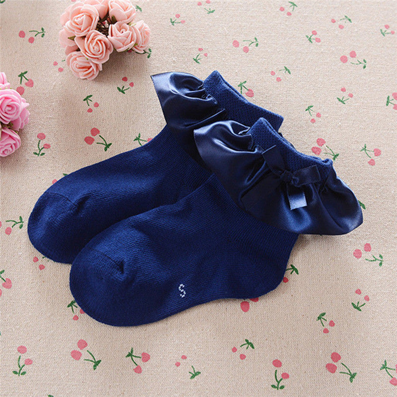 Sosete cu volan si fundita