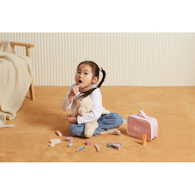 Trusa de make-up, PolarB Viga